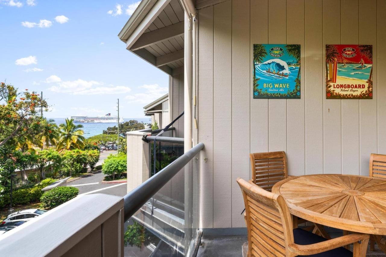 Big Island Kailua Bay Resort 2302 Condo Екстериор снимка